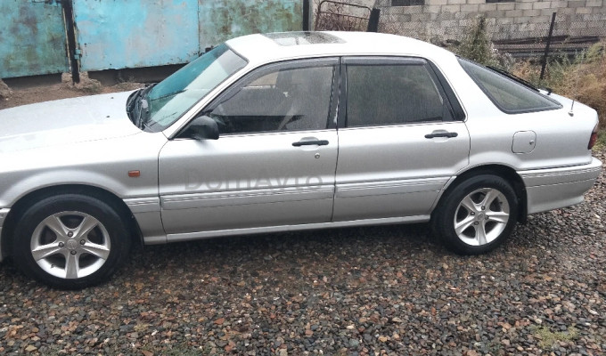 Mitsubishi Galant 1992 года