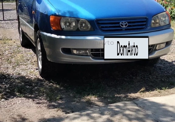 Toyota Picnic 1997 года