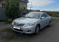 Toyota Camry 2011 года