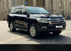 Toyota Land Cruiser 2020 года