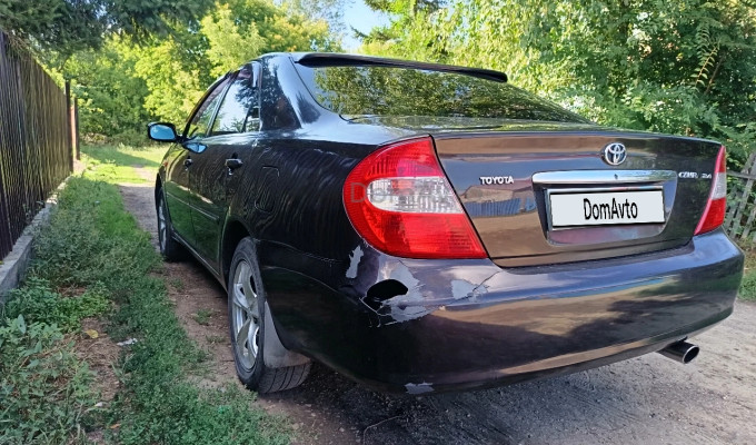 Toyota Camry 2002 года