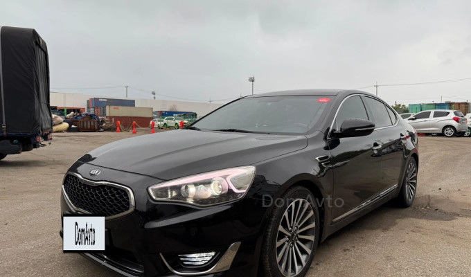 Kia K7 2013 года