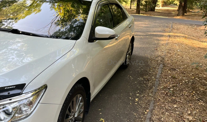 Toyota Camry 2017 года