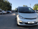 Toyota Previa 2001 года