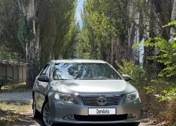 Toyota Camry 2011 года