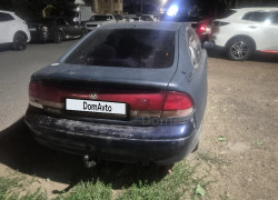 Mazda 626 1993 года