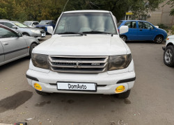 Mitsubishi Pajero iO 2000 года