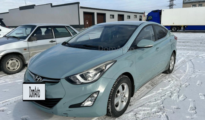 Hyundai Elantra 2015 года