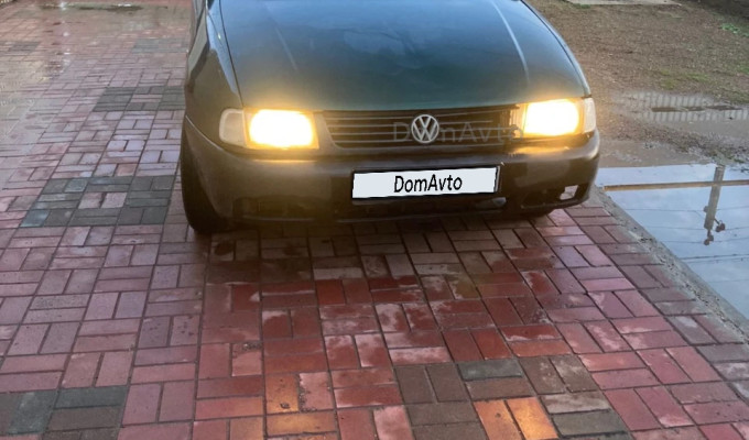Volkswagen Polo 1996 года