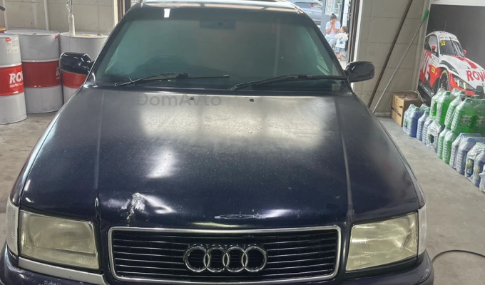 Audi 100 1993 года