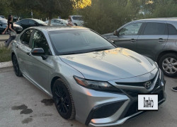 Toyota Camry 2021 года