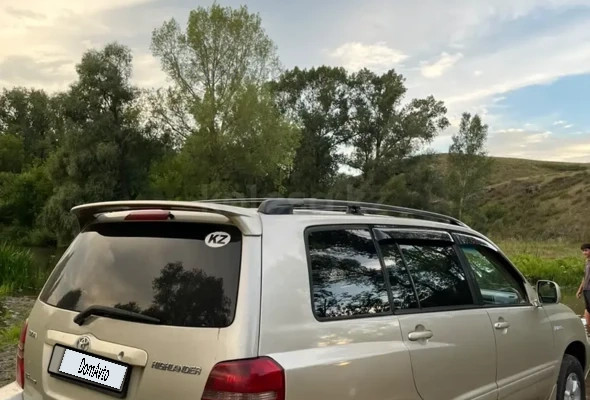 Toyota Highlander 2003 года