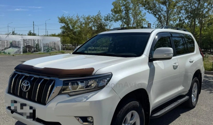 Toyota Land Cruiser Prado 2020 года