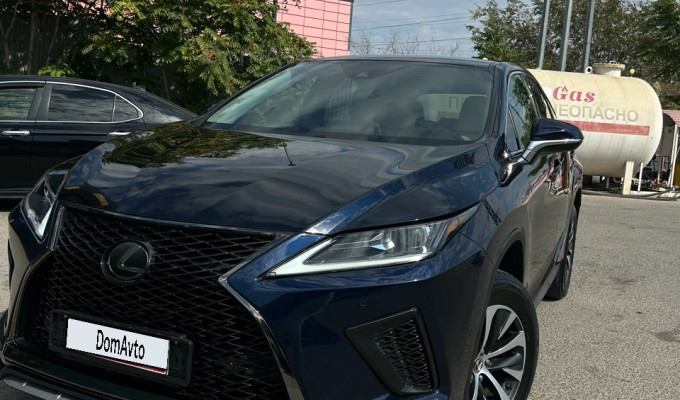 Lexus RX 2020 года
