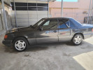 Mercedes-Benz E-Класс 1993 года