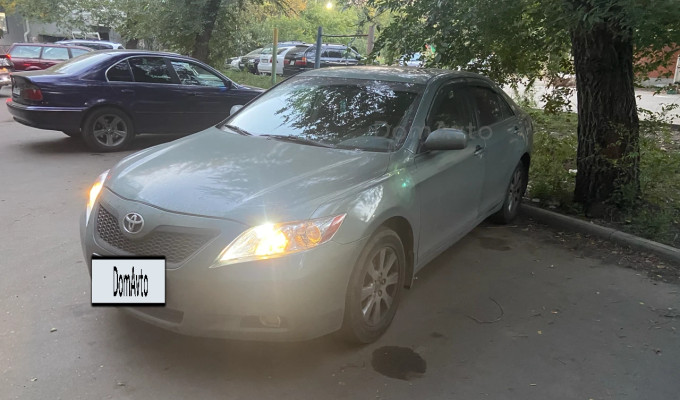 Toyota Camry 2006 года