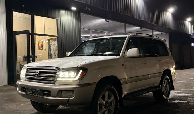 Toyota Land Cruiser 2005 года