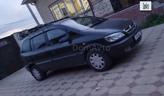 Opel Zafira 1999 года