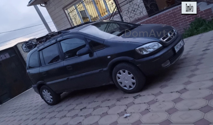 Opel Zafira 1999 года