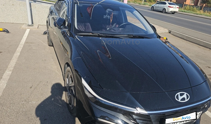 Hyundai Elantra 2024 года