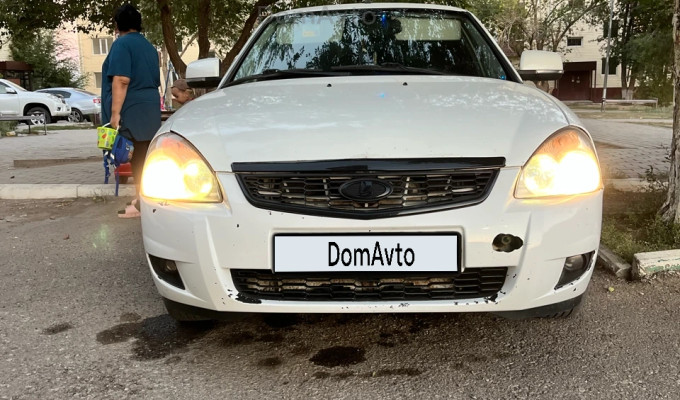 ВАЗ (Lada) Priora 2014 года