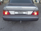 Mercedes-Benz E-Класс 1988 года