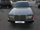 Mercedes-Benz E-Класс 1988 года