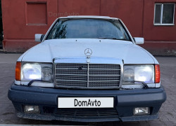Mercedes-Benz E-Класс 1990 года