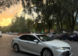 Toyota Camry 2018 года