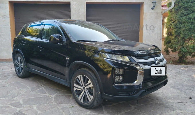 Mitsubishi Outlander Sport 2021 года