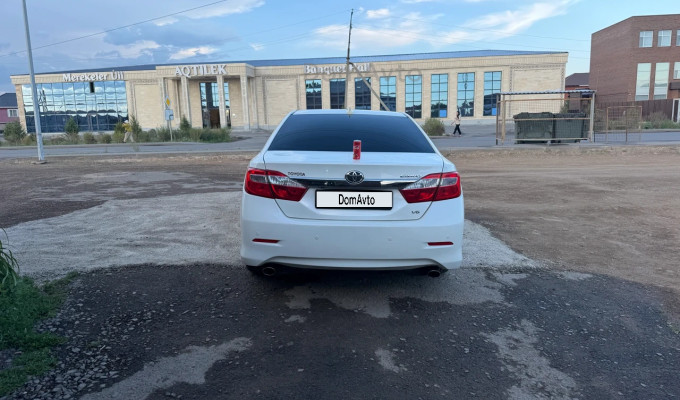 Toyota Camry 2014 года