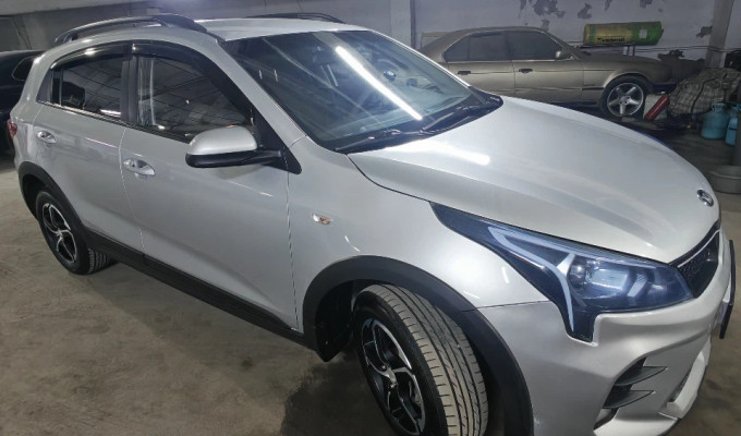 Kia Rio X-Line 2021 года