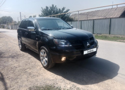 Mitsubishi Airtrek 2002 года