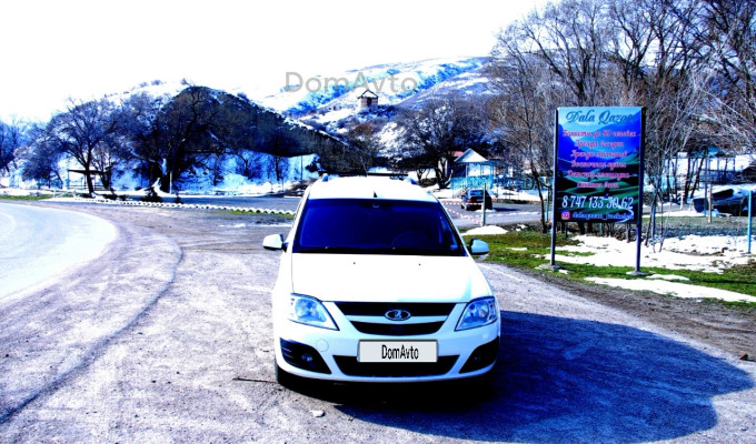 ВАЗ (Lada) Largus 2013 года