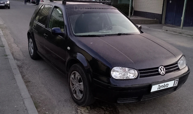 Volkswagen Golf 2000 года