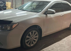 Toyota Camry 2012 года