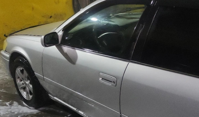 Toyota Camry 2000 года