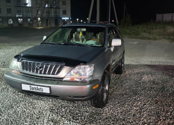 Lexus RX 2001 года