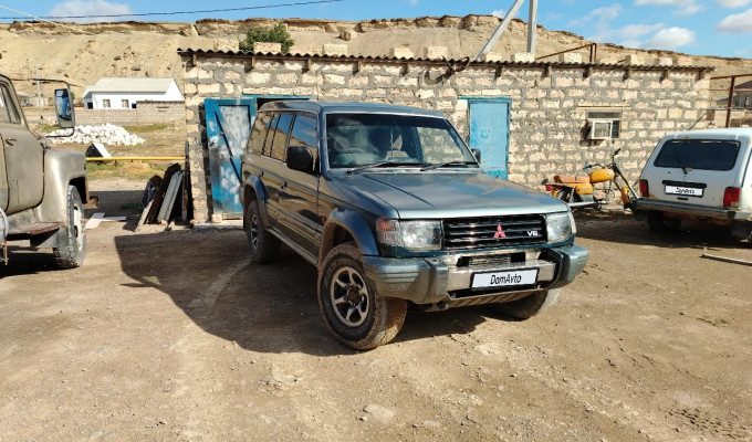 Mitsubishi Pajero 1991 года