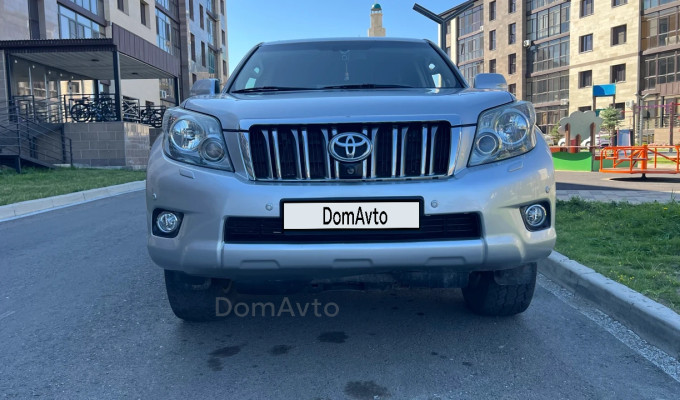 Toyota Land Cruiser Prado 2013 года