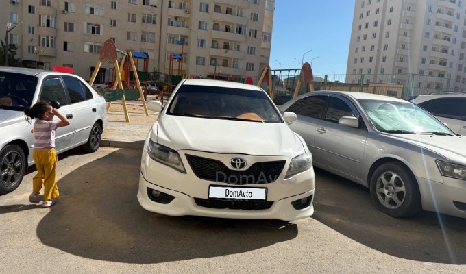 Toyota Camry 2009 года