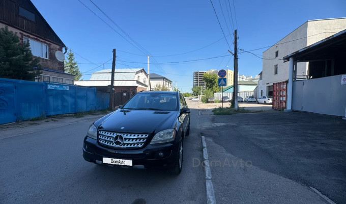 Mercedes-Benz ML-Класс 2007 года