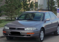 Toyota Camry 1992 года
