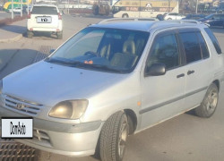 Toyota Raum 1997 года