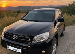 Toyota RAV4 2006 года