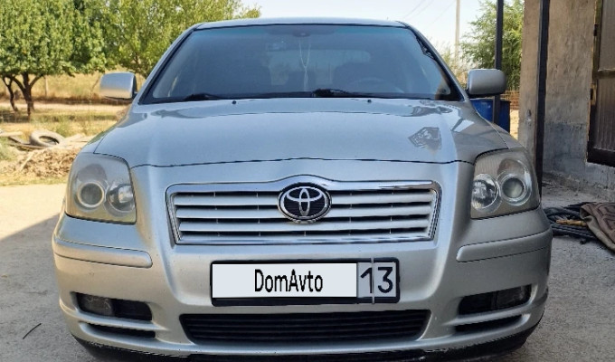 Toyota Avensis 2005 года