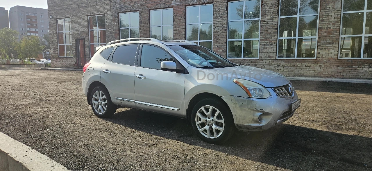 Nissan Rogue, 2012