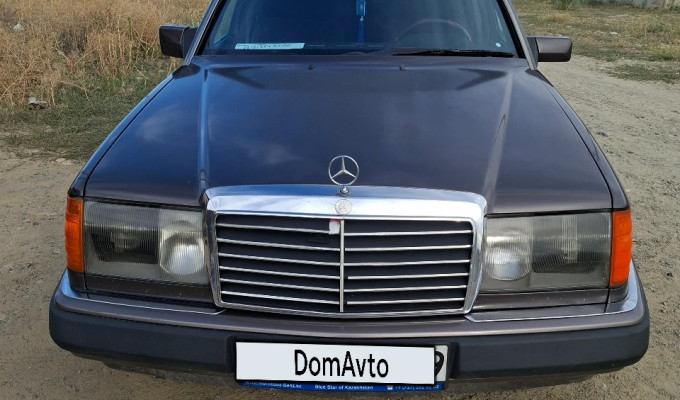 Mercedes-Benz E-Класс 1991 года