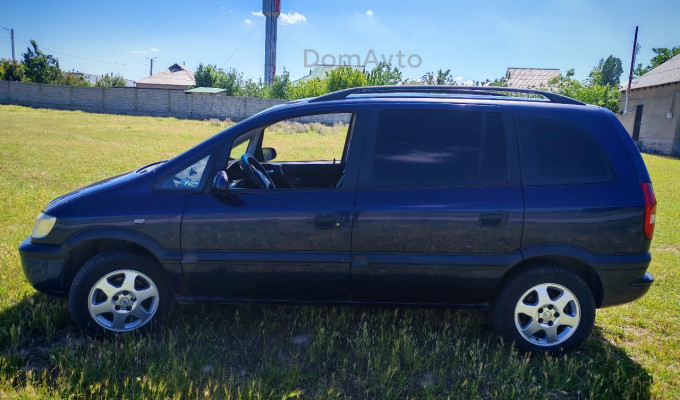 Opel Zafira 2001 года