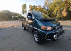 Mitsubishi Delica 1995 года